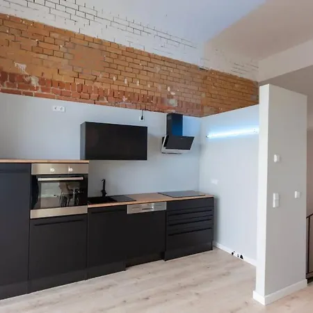Phoenix Loft 6 High Speed Wifi Netflix